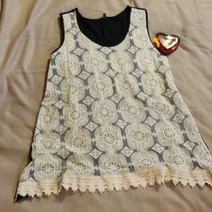 Hannah brand stylish tank top